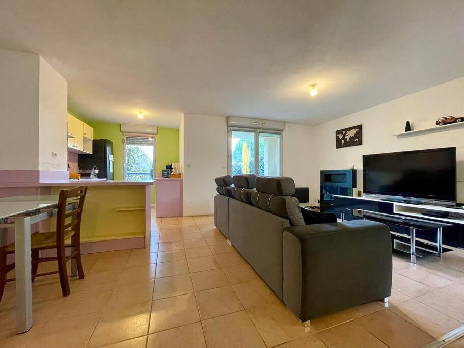L'Appartement Michelet - Parking Prive Et Gratuit - 2Km Cite Medievale Carcassonne Eksteriør billede